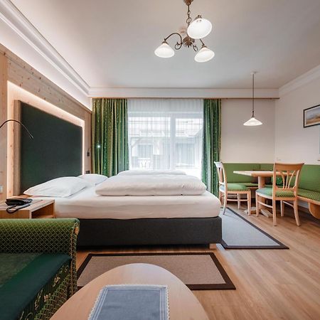 אורטיסיי Hotel Sureghes מראה חיצוני תמונה